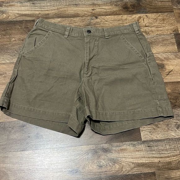 Patagonia Other - Patagonia mens shorts. Size 32